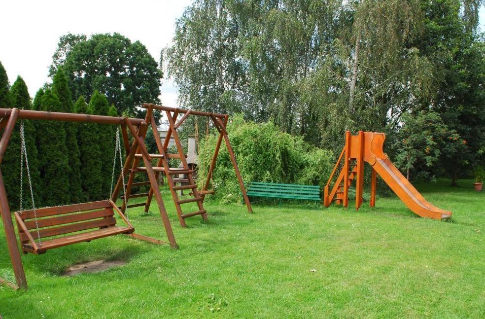 Hotel U Witaszka Czosnów Kültér fotó